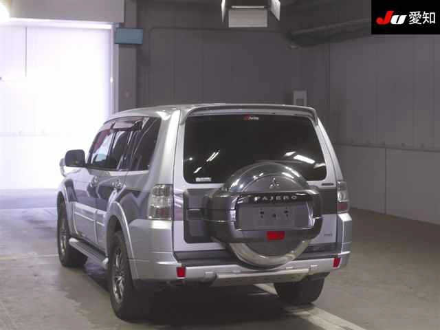 MITSUBISHI PAJERO 2013