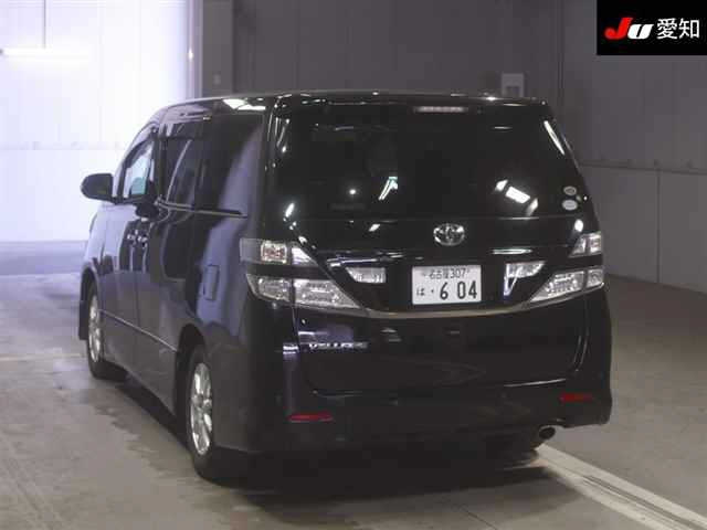 TOYOTA VELLFIRE 2009