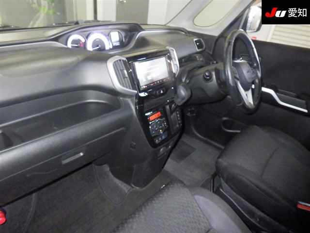 MITSUBISHI DELICA D2 2018