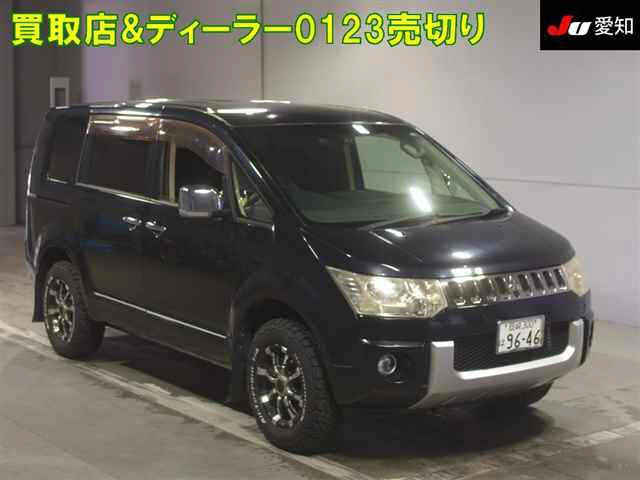 MITSUBISHI DELICA D5 2009
