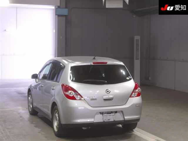 NISSAN TIIDA 2012