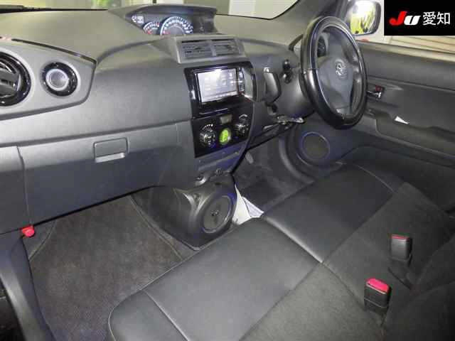 TOYOTA BB 2016
