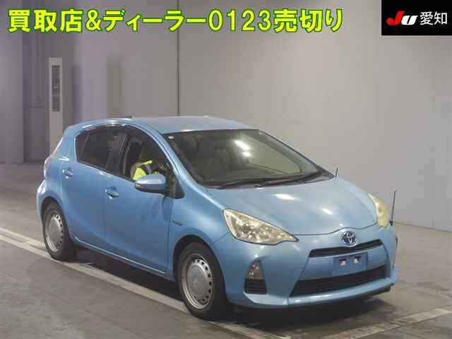 TOYOTA AQUA 2012