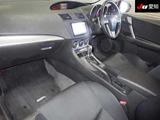 MAZDA AXELA 2009