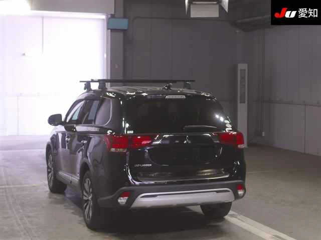 MITSUBISHI OUTLANDER 2020
