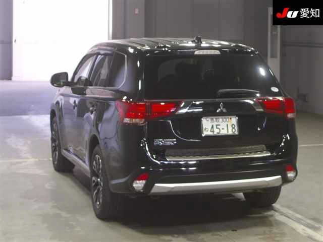 MITSUBISHI OUTLANDER PHEV 2015