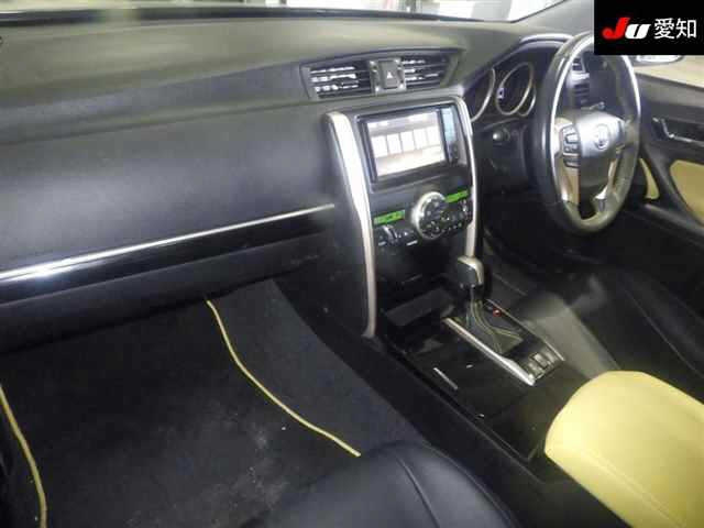 TOYOTA MARK X 2015