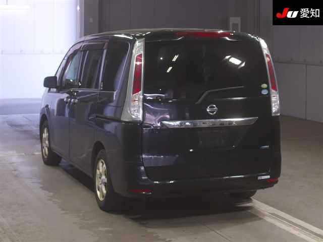 NISSAN SERENA 2011