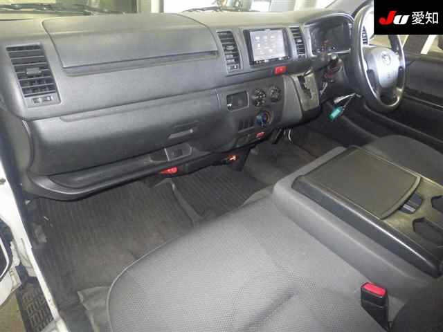 TOYOTA REGIUS ACE VAN 2015