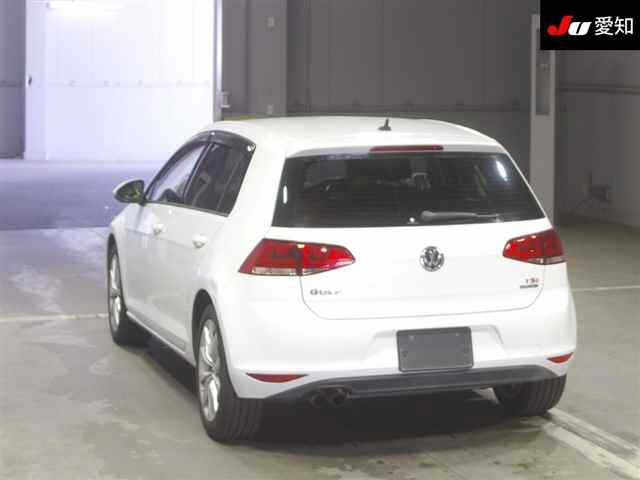 VOLKSWAGEN GOLF 2014
