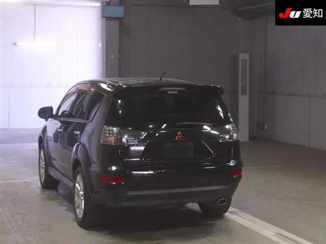 MITSUBISHI OUTLANDER 2010