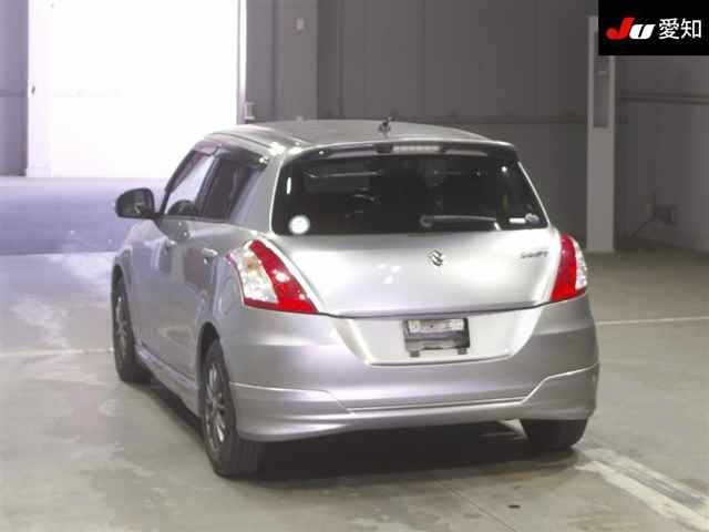 SUZUKI SWIFT 2012