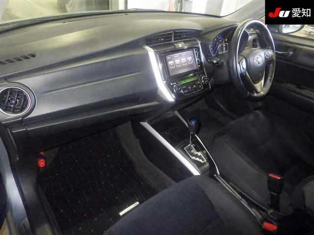 TOYOTA COROLLA FIELDER 2013