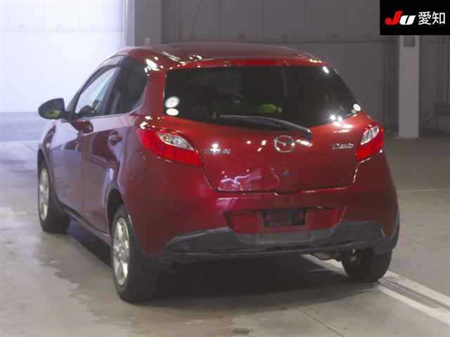 MAZDA DEMIO 2010