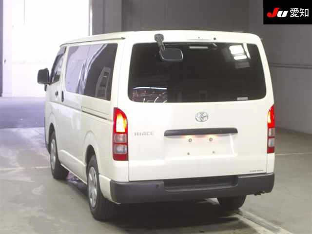 TOYOTA HIACE VAN 2023