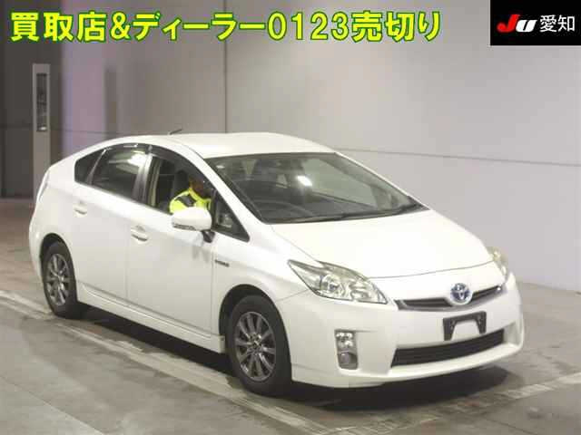 TOYOTA PRIUS 2011