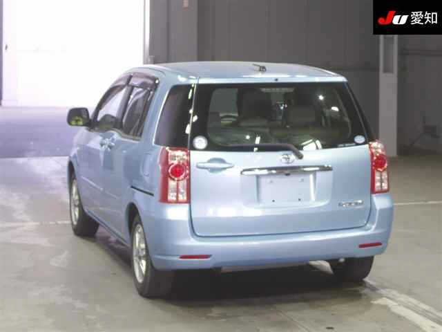 TOYOTA RAUM 2008