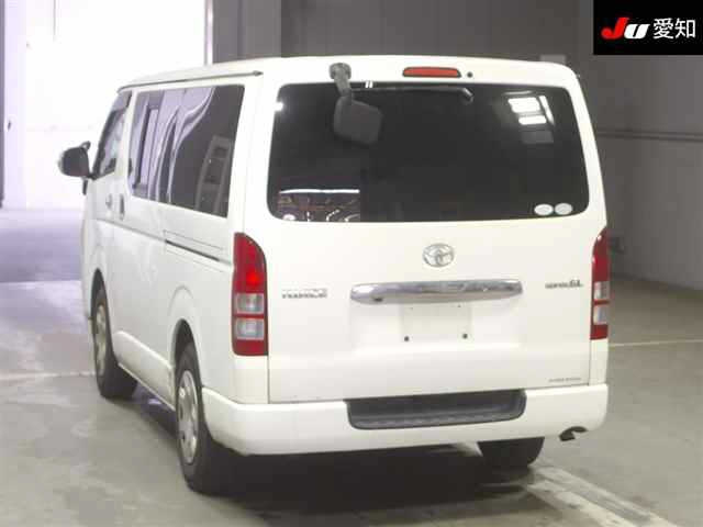 TOYOTA HIACE VAN 2009