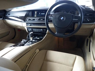BMW 5 SERIES 2012