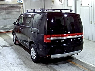 MITSUBISHI DELICA D5 2015