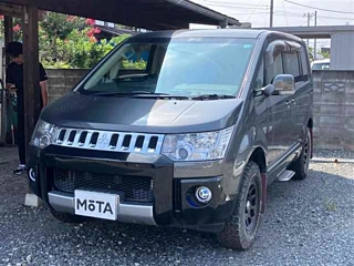 Заказать MITSUBISHI DELICA D5