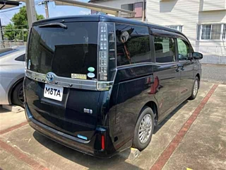 Заказать TOYOTA VOXY