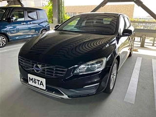 VOLVO V60 2016