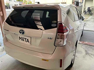 Заказать TOYOTA PRIUS ALPHA