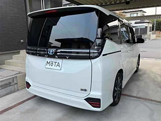 Заказать TOYOTA VOXY