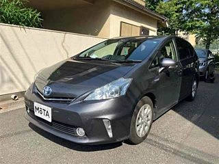Заказать TOYOTA PRIUS ALPHA