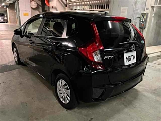 Заказать HONDA FIT