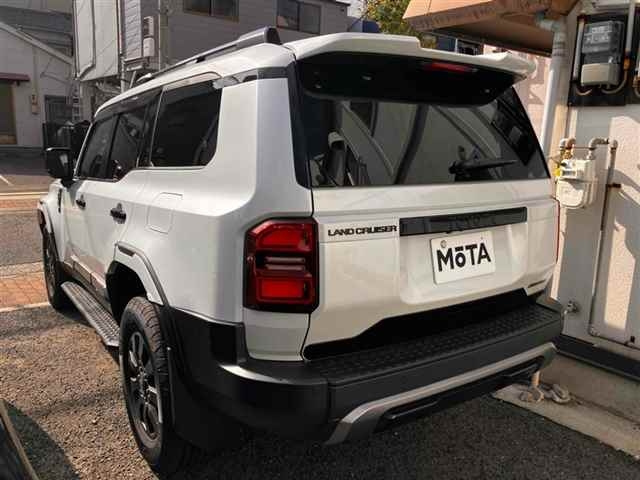 TOYOTA LAND CRUISER 2024