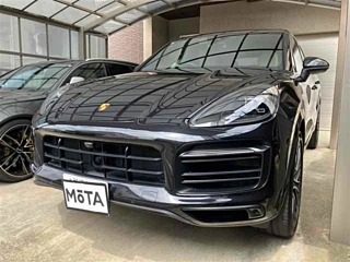 PORSCHE CAYENNE 2018