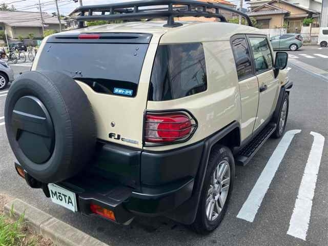 TOYOTA FJ CRUISER 2017
