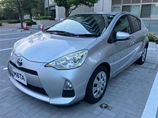 TOYOTA AQUA 2013