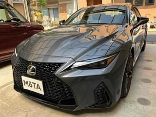 Заказать LEXUS IS