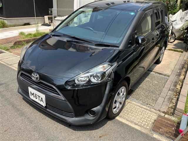 TOYOTA SIENTA 2017
