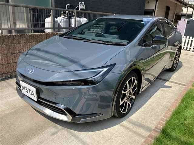 TOYOTA PRIUS PHV 2023
