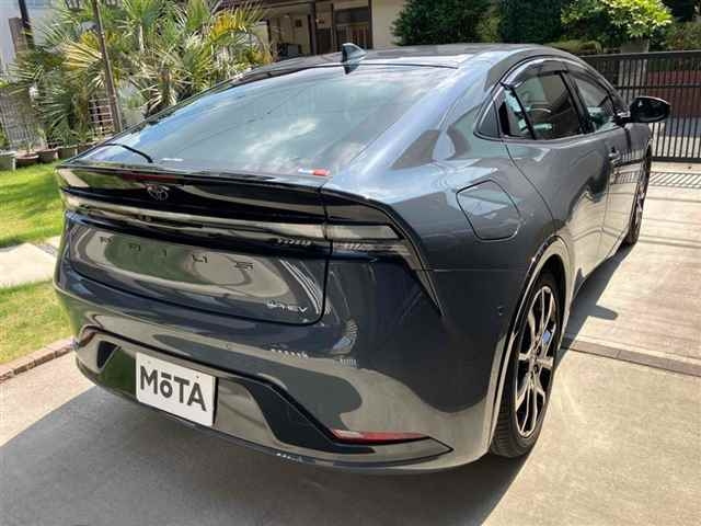 TOYOTA PRIUS PHV 2023