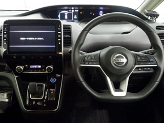 NISSAN SERENA 2020