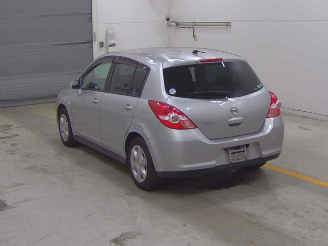 NISSAN TIIDA 2008
