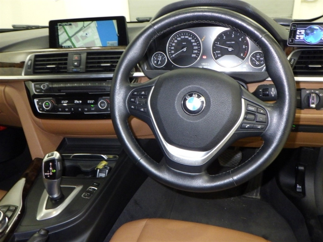 BMW 3 SERIES 2016