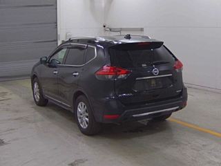 NISSAN X-TRAIL 2018