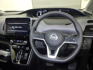 NISSAN SERENA 2022