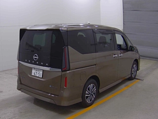 NISSAN SERENA 2024