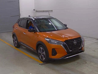 NISSAN KIX 2022