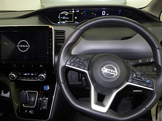NISSAN SERENA 2021