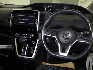 NISSAN SERENA 2016