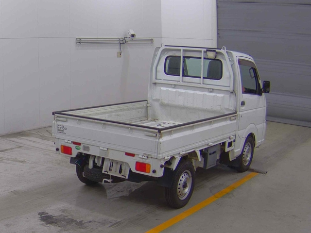 NISSAN CLIPPER TRUCK 2017