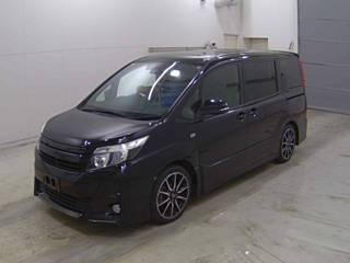 TOYOTA NOAH 2016
